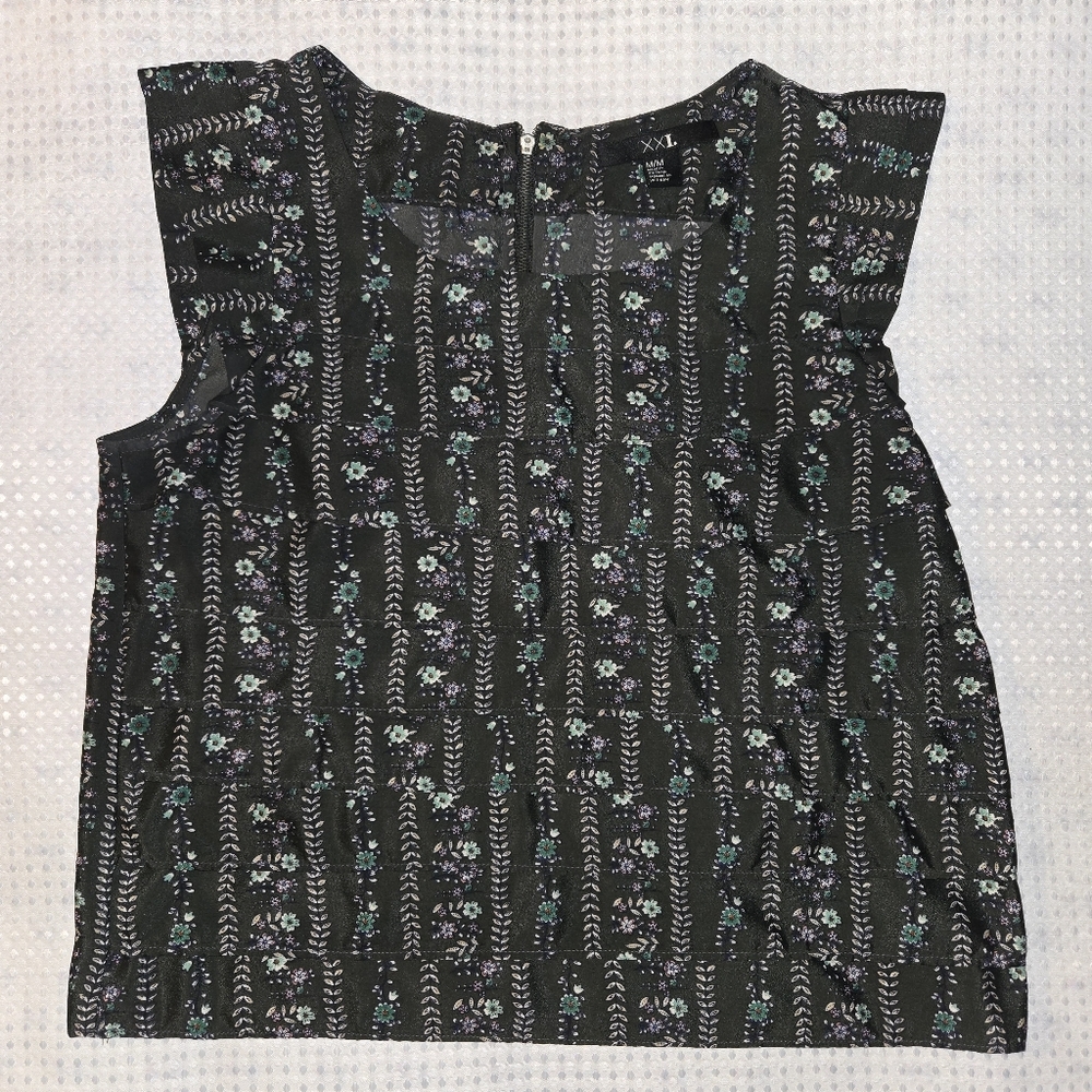 Forever XXI. Sleeveless Ruffle Top Size M Color Green Multicolor